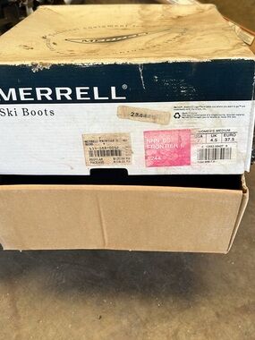Merrell Blue and White Ski Boot Box with Labels